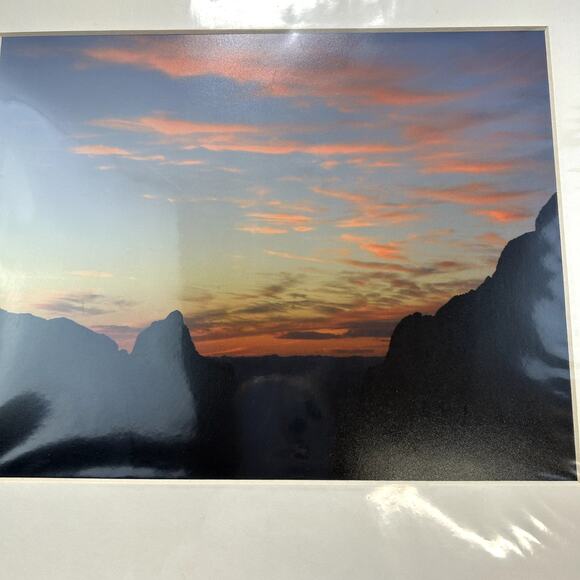 Chisos Mountains big Bend Texas 8 x10 in 11 x 14 matting signed by photographer - Picture 2 of 4